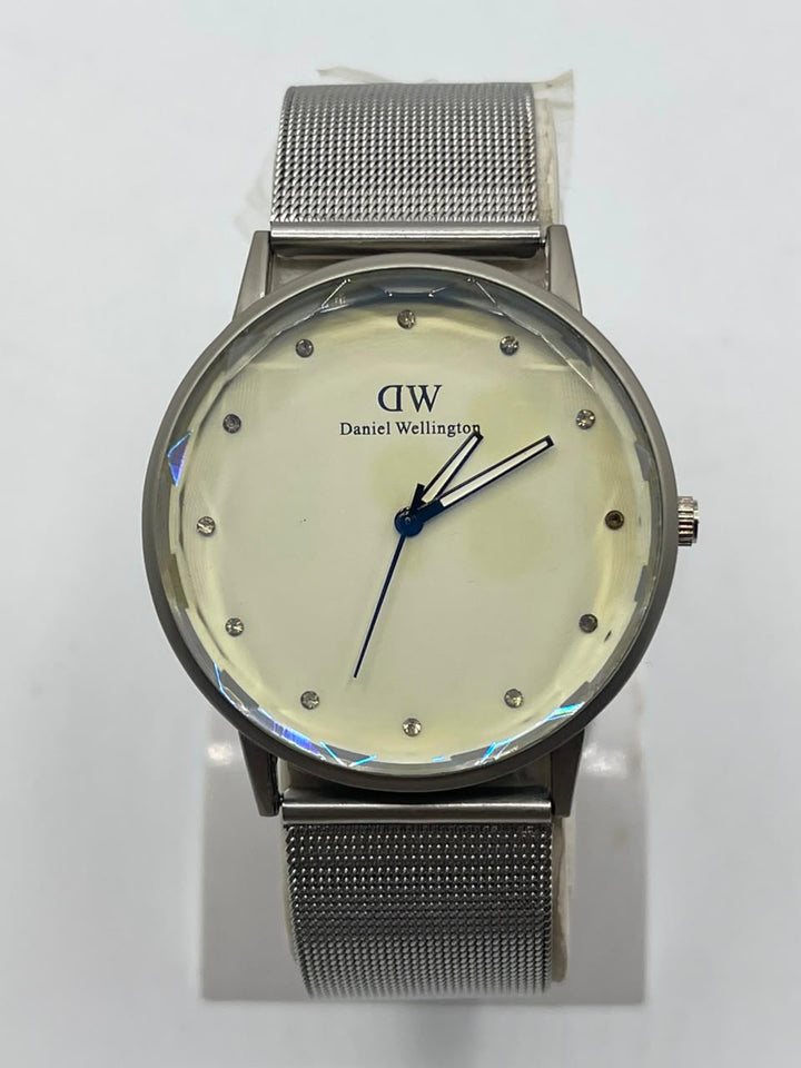 Watch For Men's Water resistant & Steel Back